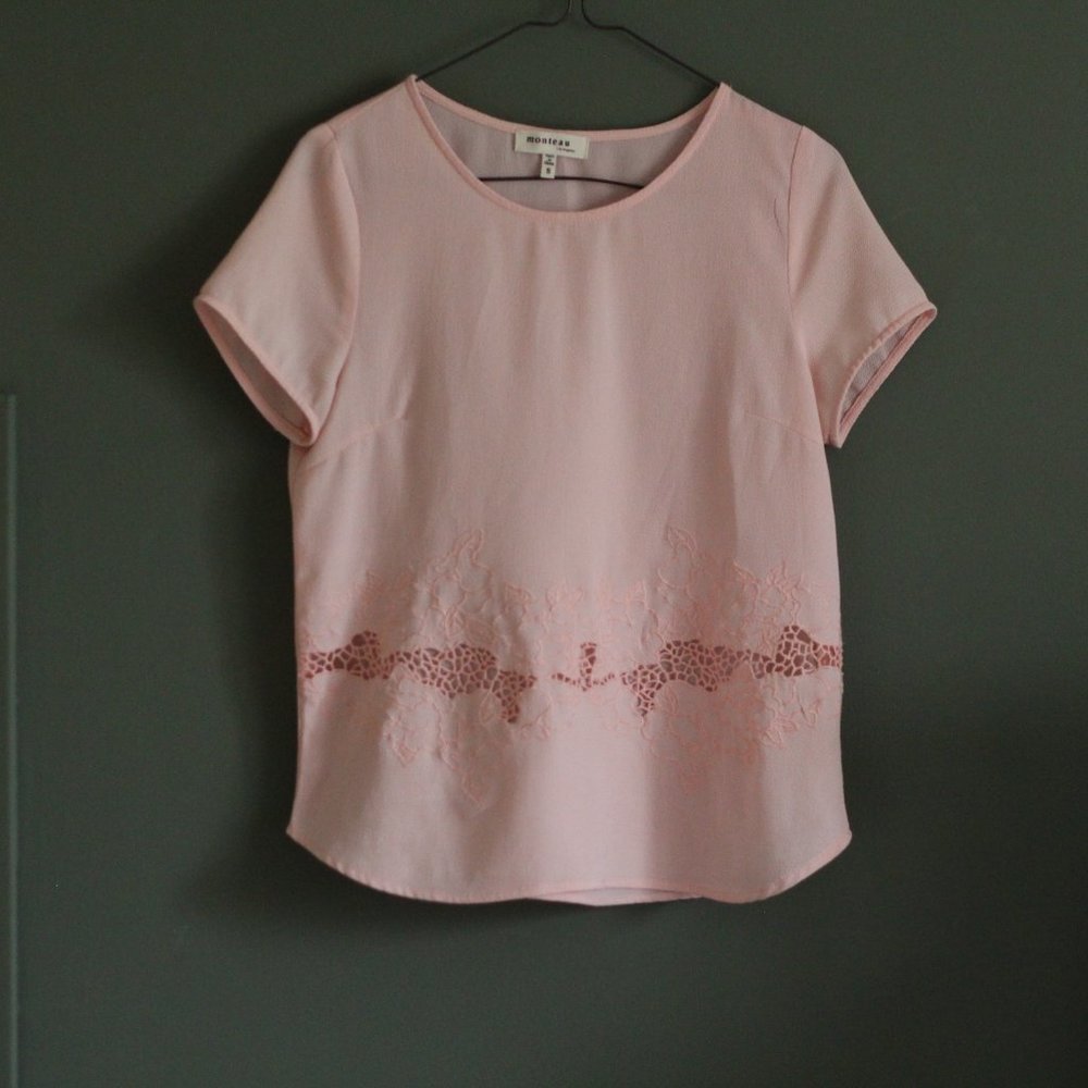 💮light pink floral top💮